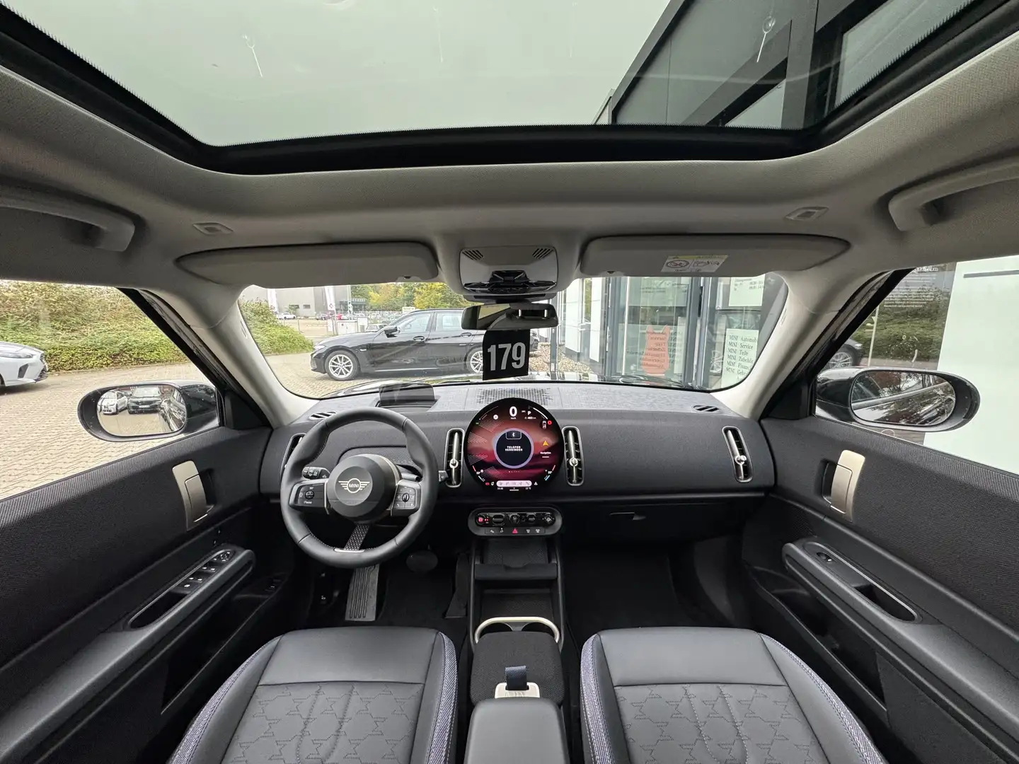 MINI One D Countryman Countryman D Paket M PANO HuD DA PA LED Keyless Schwarz - 2