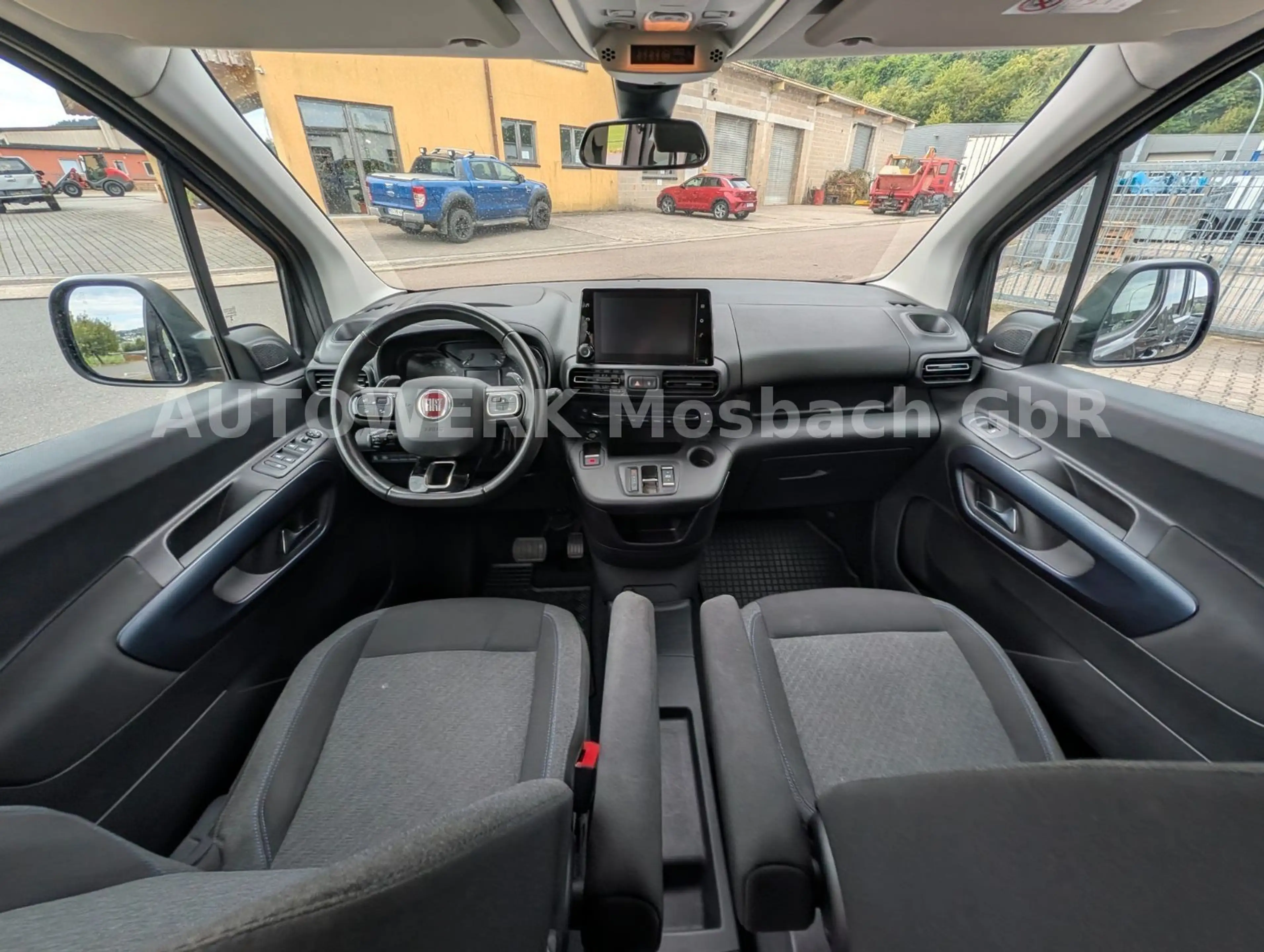 Fiat Doblo Doblò Kombi L1/1. Hand/Kamera/Keyless — photo 16