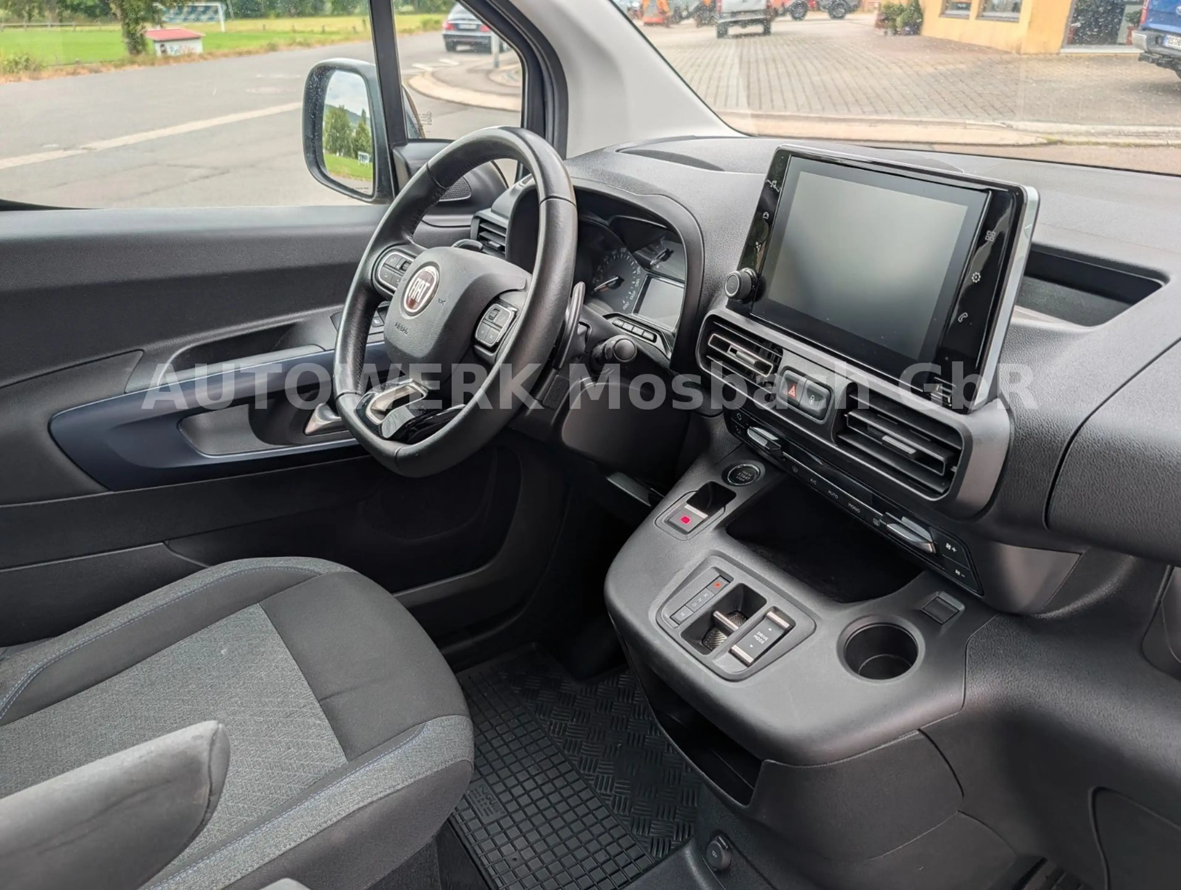 Fiat Doblo Doblò Kombi L1/1. Hand/Kamera/Keyless — photo 18