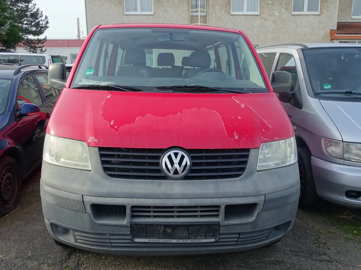 Volkswagen T5 Caravelle **BITTE LESEN**TDI Lang (7.Si.) DPF*KLIMA* Rot - 2