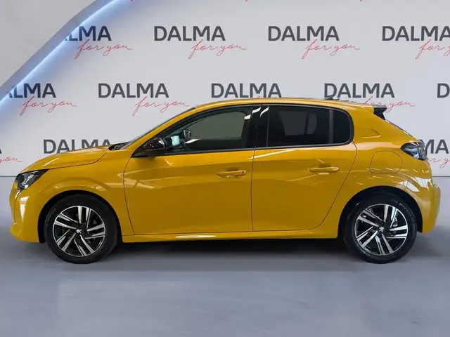 Peugeot 208 view 2