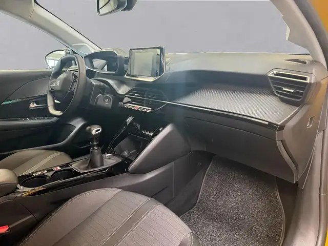 Peugeot 208 view 14