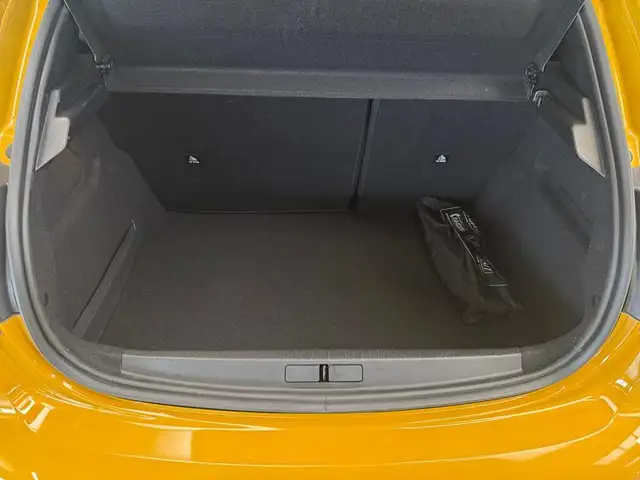 Peugeot 208 view 15