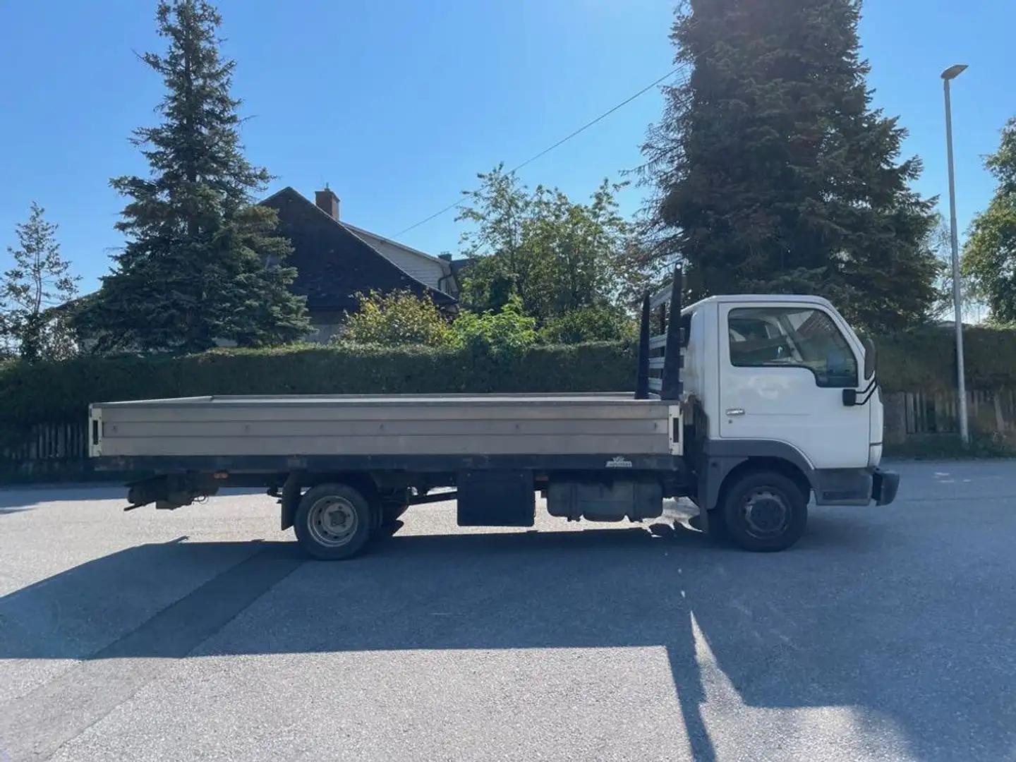 Nissan Cabstar E 35.13 lang 3,0 TD PRITSCHE ***89300KM ** Blanco - 2