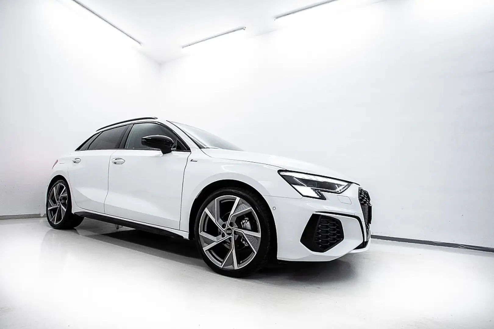 Audi A3 SB 35 TDI S-line | AHK | Sthz | Matrix | Black ... Blanc - 2