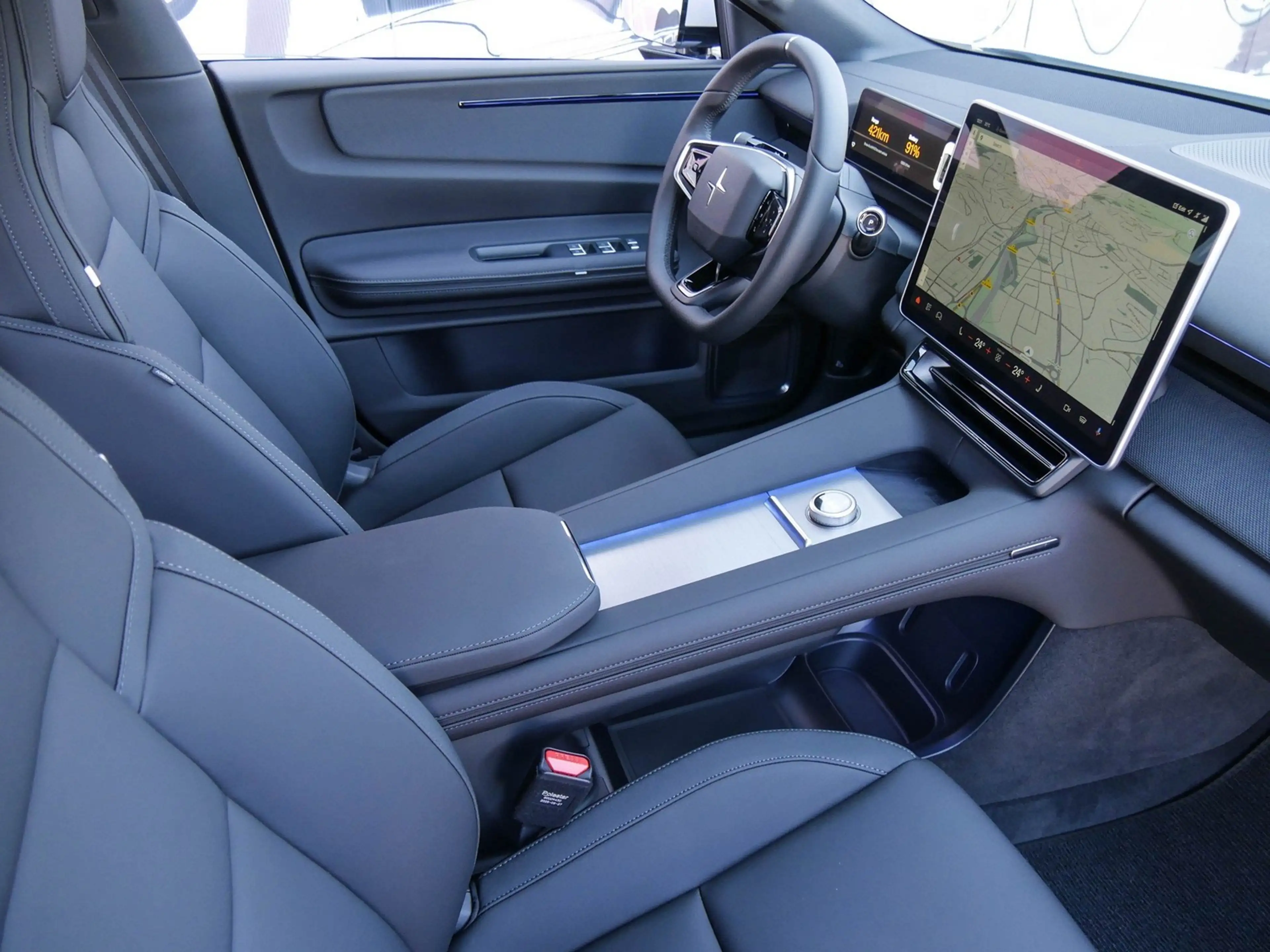 Polestar 4 LRS *360* *Pano* — photo 3