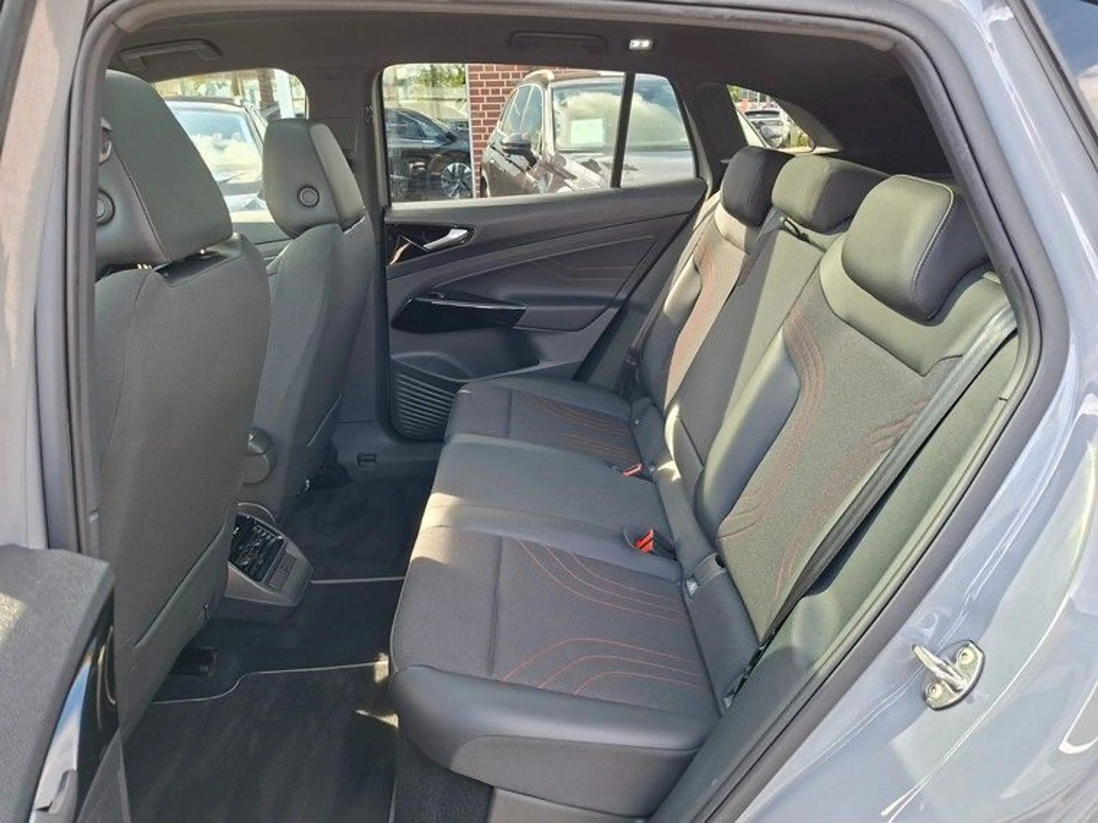 Volkswagen ID.4 GTX 220kW 4Motion AHK*Kamera* Pano*21" — photo 11