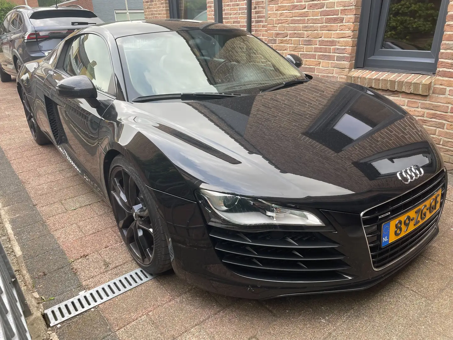 Audi R8 R8 4.2 V8 FSI Zwart - 1