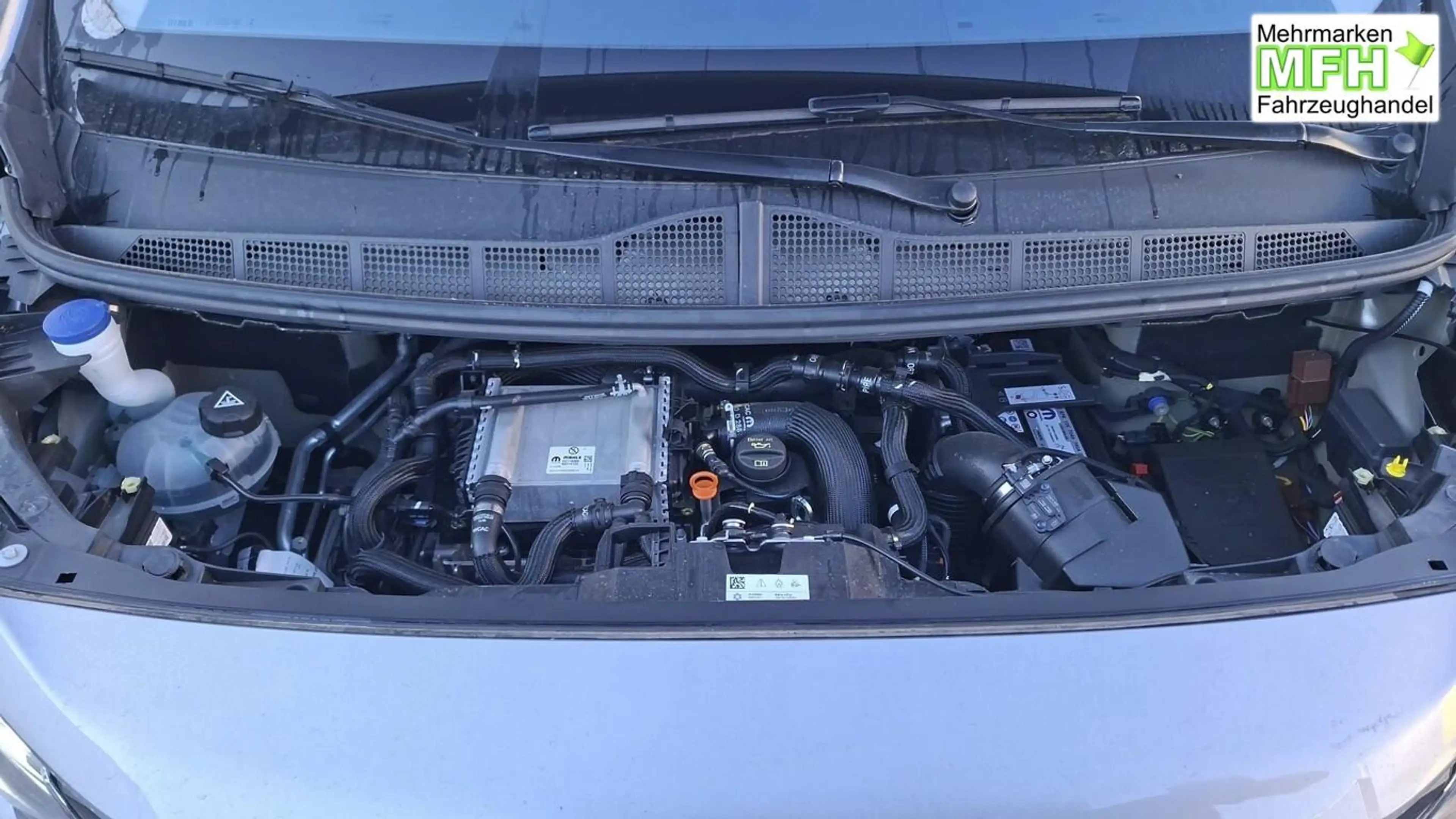 Peugeot Traveller Allure L3 Pano StHz AHK Leder Keyl Nav 130 kW (... — photo 8
