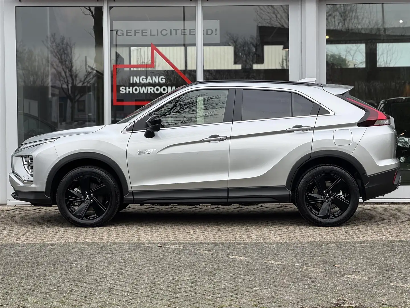 Mitsubishi Eclipse Cross PHEV Black Edition | Navigatie | ACC | 360-camera Gris - 2