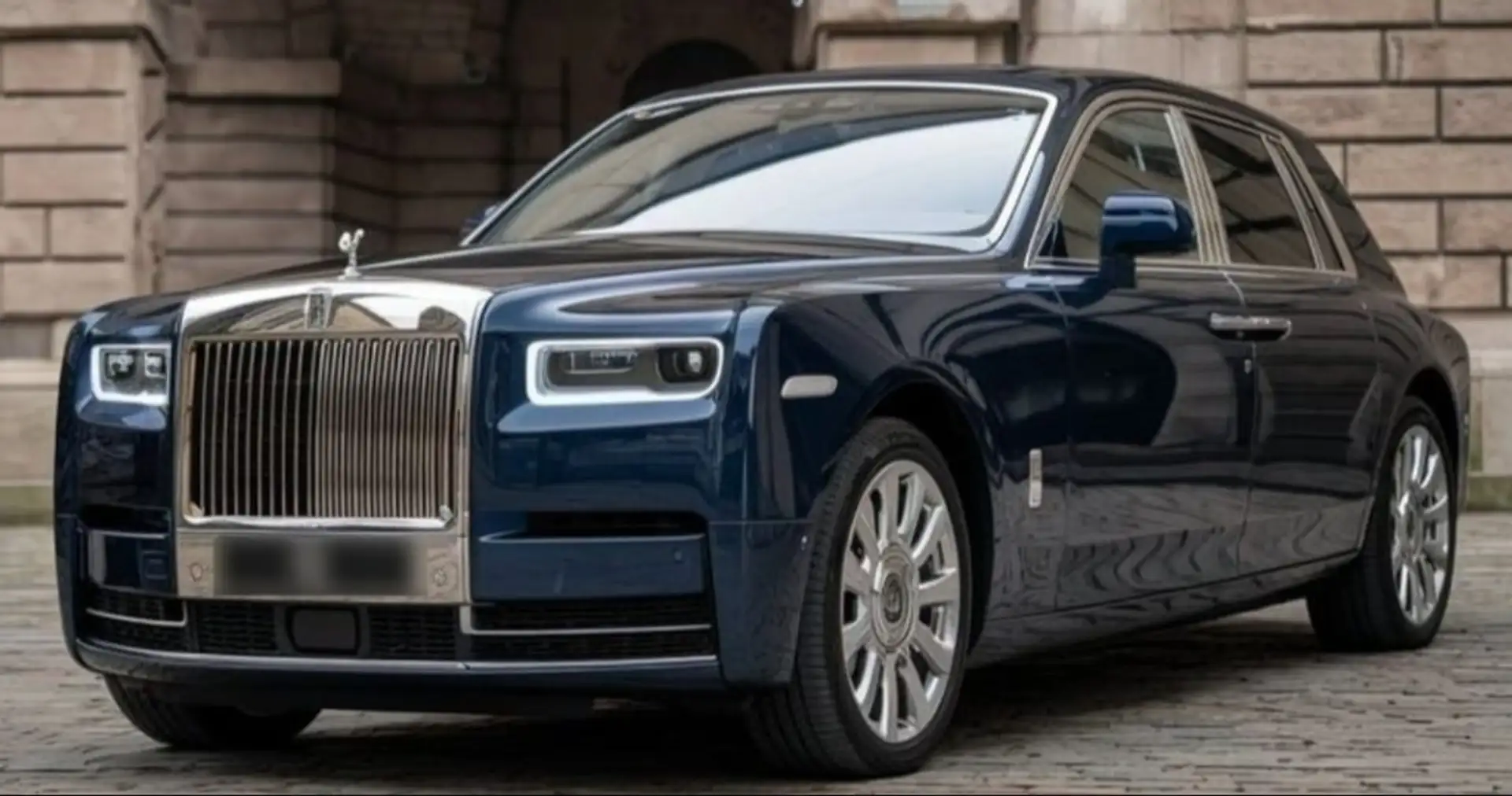 Rolls-Royce Phantom VIII Azul - 1