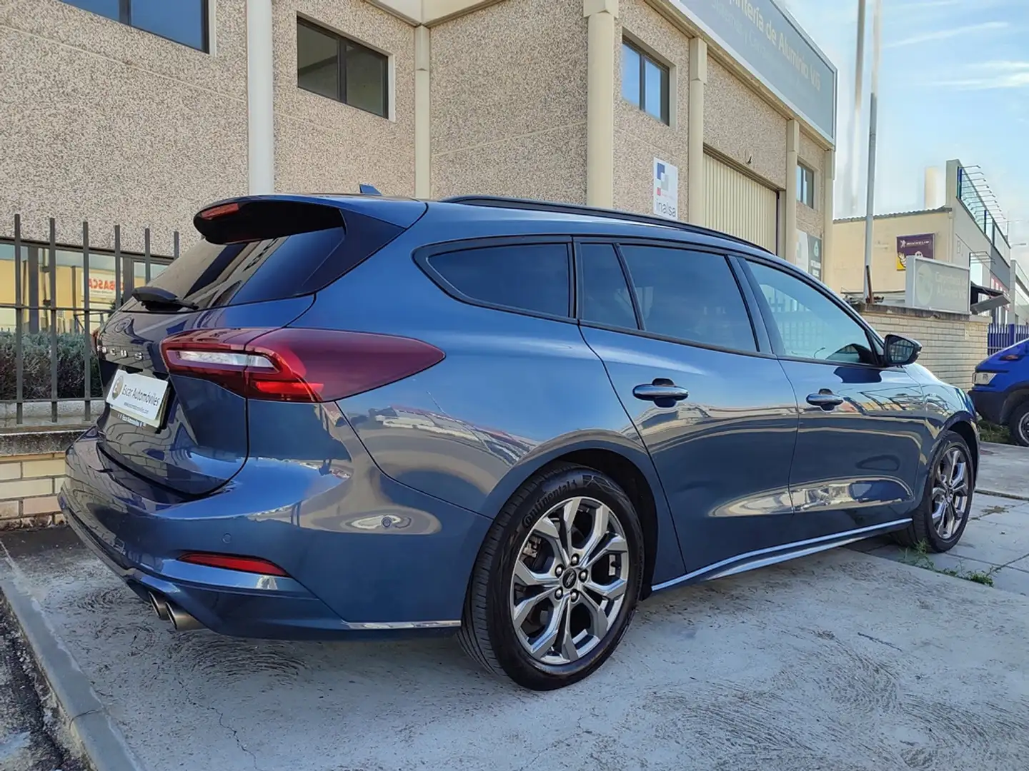 Ford Focus Sportbreak 1.5 Ecoblue ST-Line 120 Bleu - 2