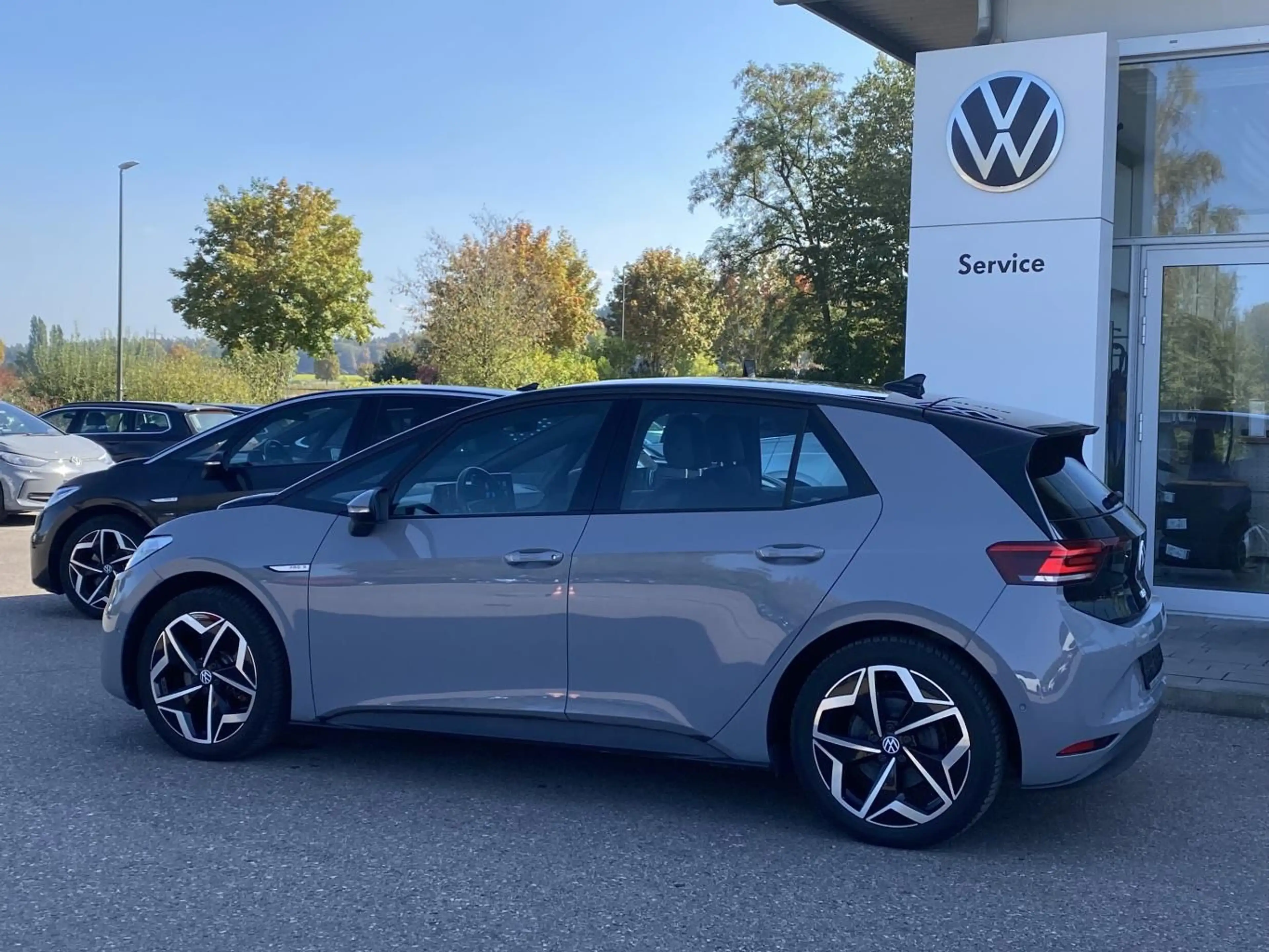 Volkswagen ID.3 PRO-S WÄRMEPUMPE+5-SITZER+19"+APP-CONNECT+ — photo 3