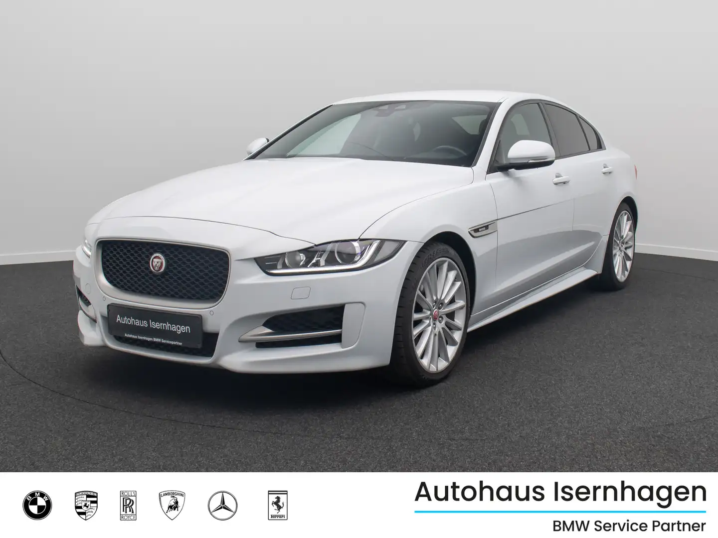 Jaguar XE R-Sport FahrAssist Navi Sound Komfort 19Zoll Blanc - 1