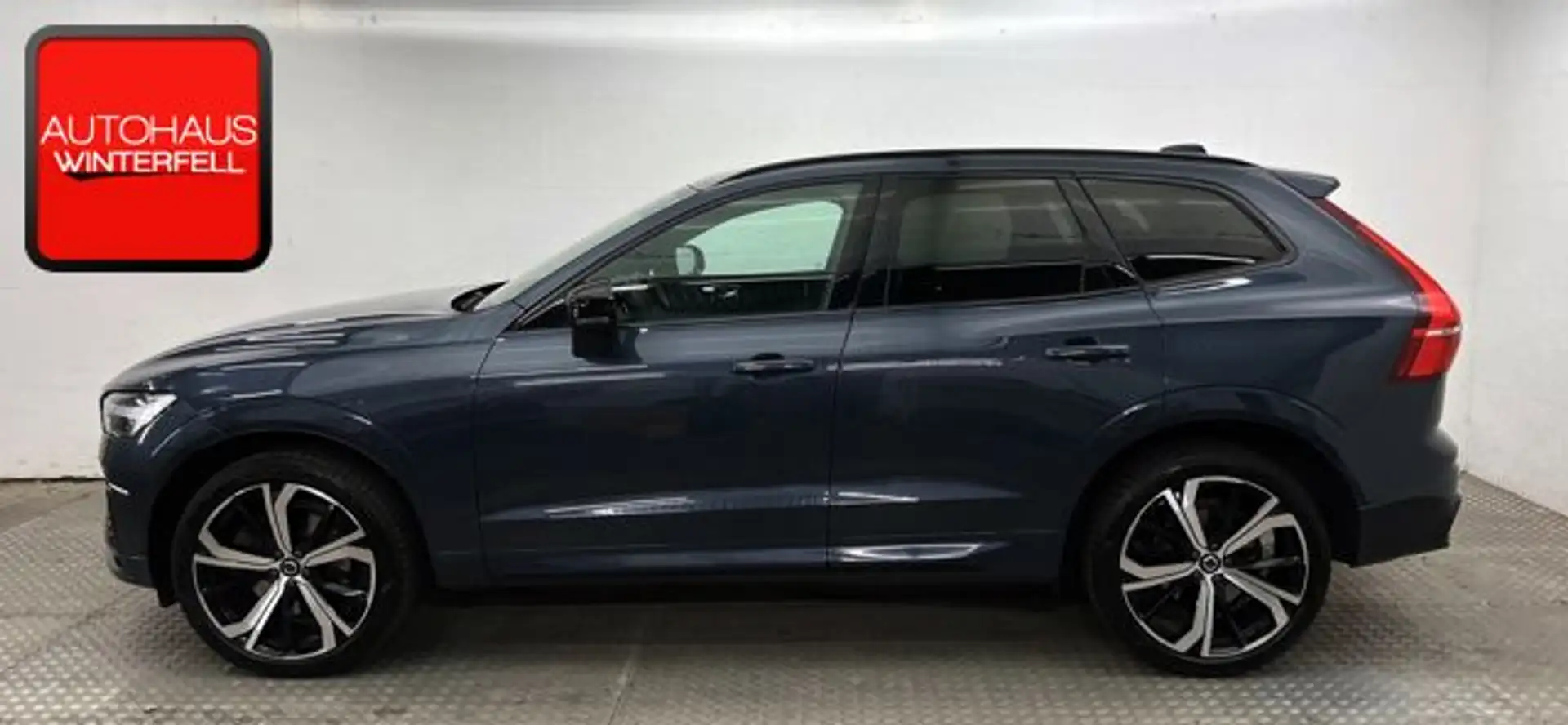 Volvo XC60 B4 PLUS DARK 21Z+AHK+H&K+STANDHEIZUNG+LED+ Bleu - 2
