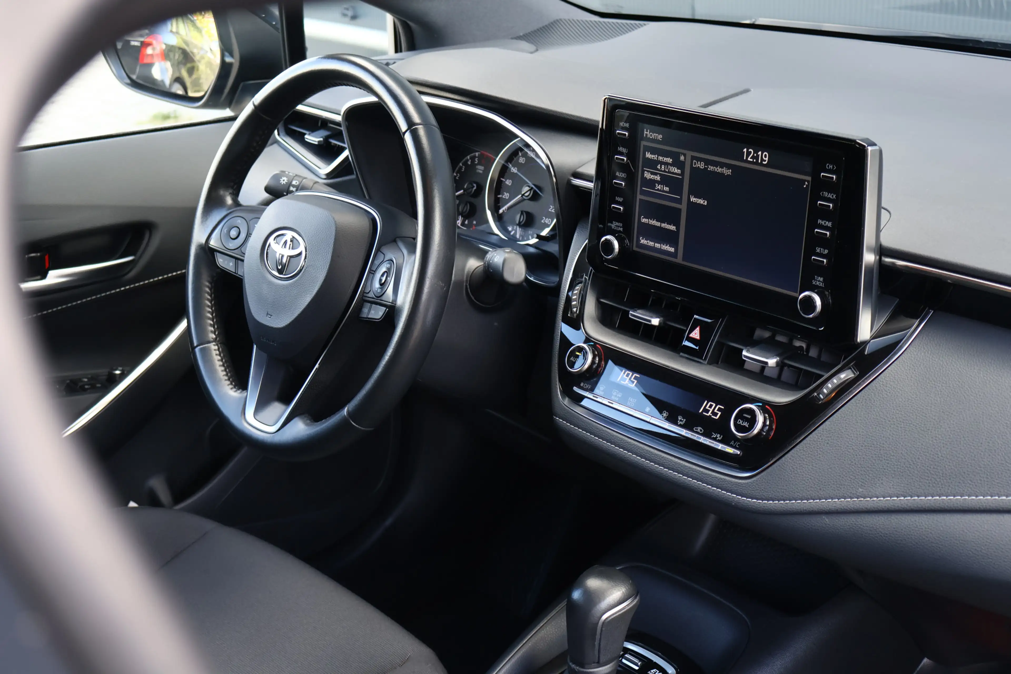 Toyota Corolla Touring Sports 1.8 Hybrid Business Automaat | 10 j — photo 21