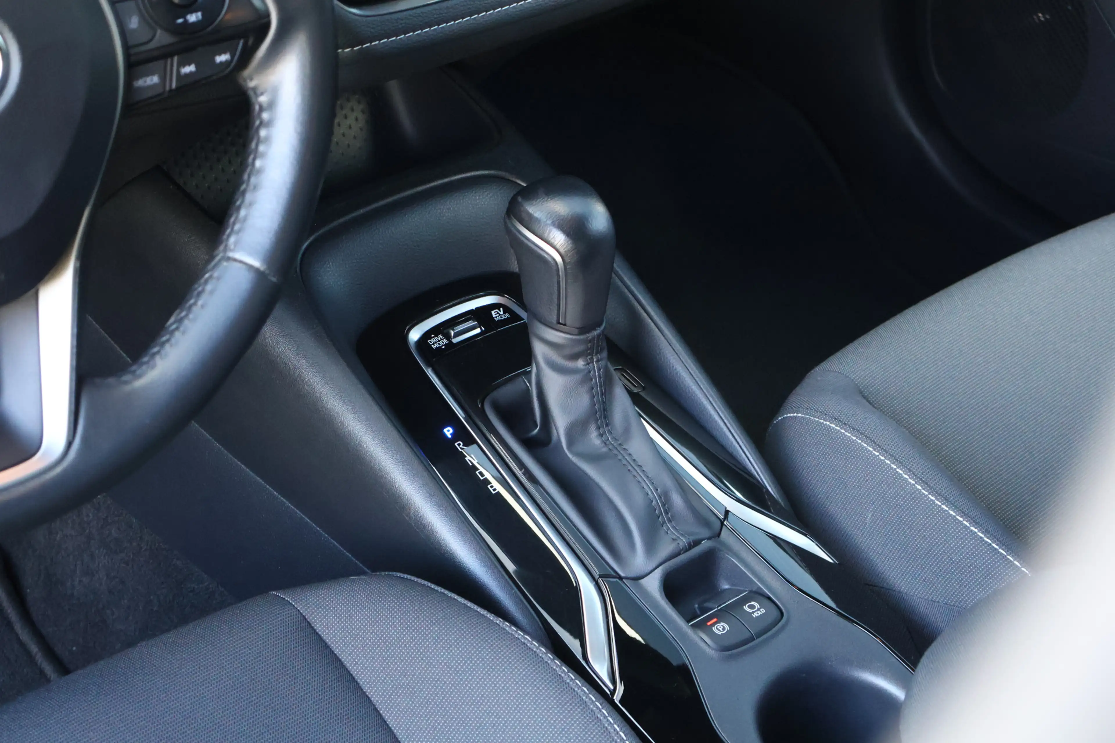 Toyota Corolla Touring Sports 1.8 Hybrid Business Automaat | 10 j — photo 25