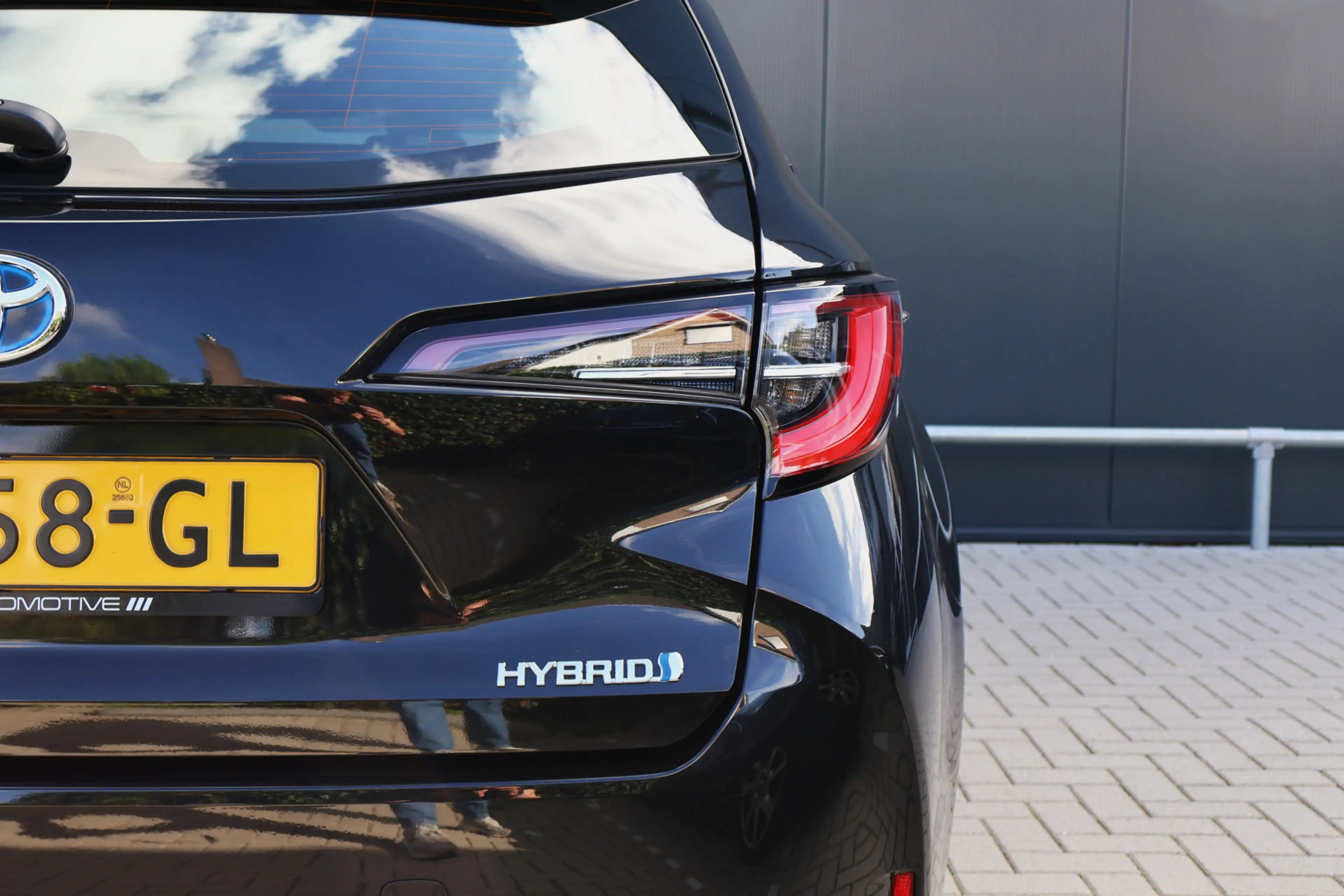 Toyota Corolla Touring Sports 1.8 Hybrid Business Automaat | 10 j — photo 12
