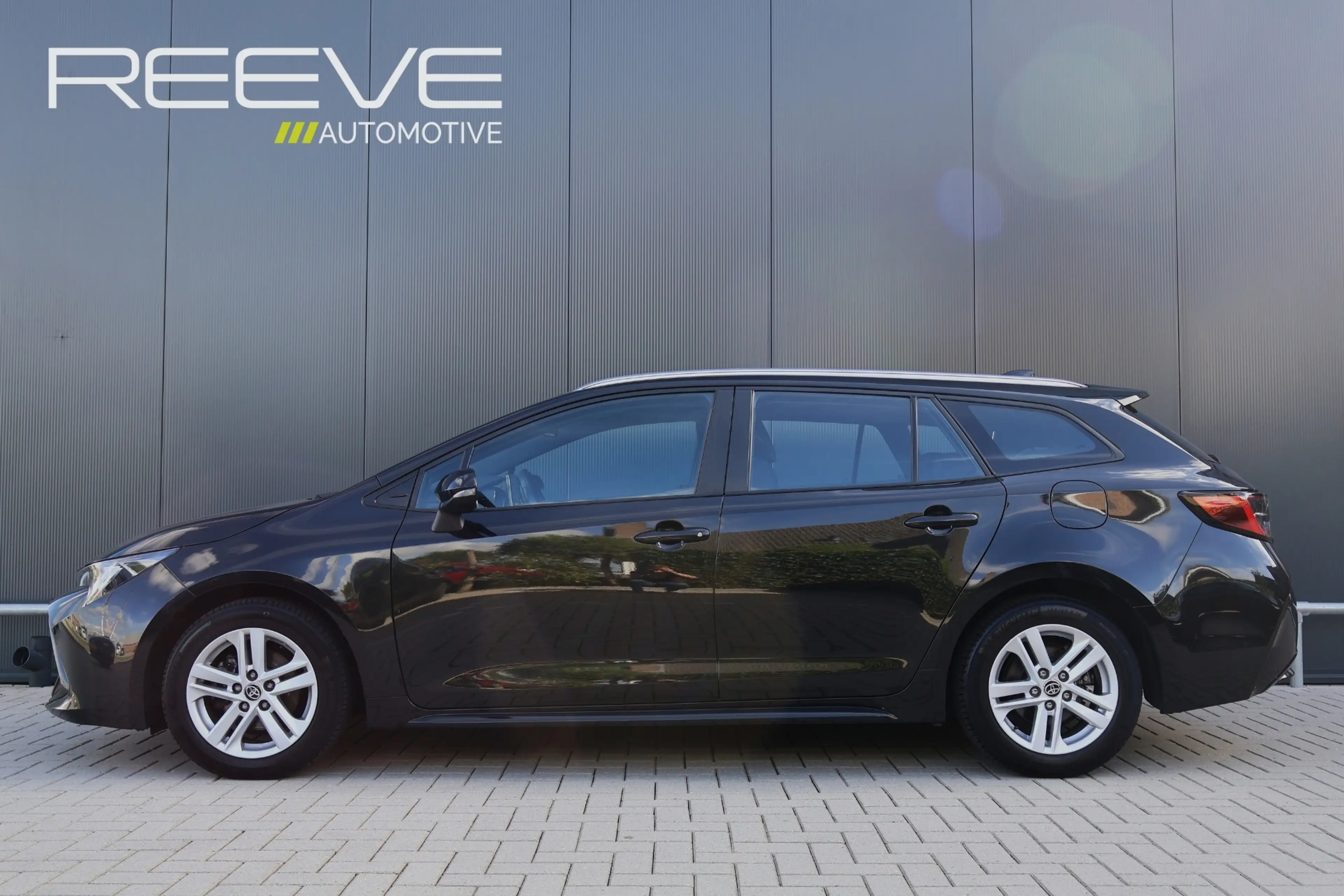 Toyota Corolla Touring Sports 1.8 Hybrid Business Automaat | 10 j — photo 2