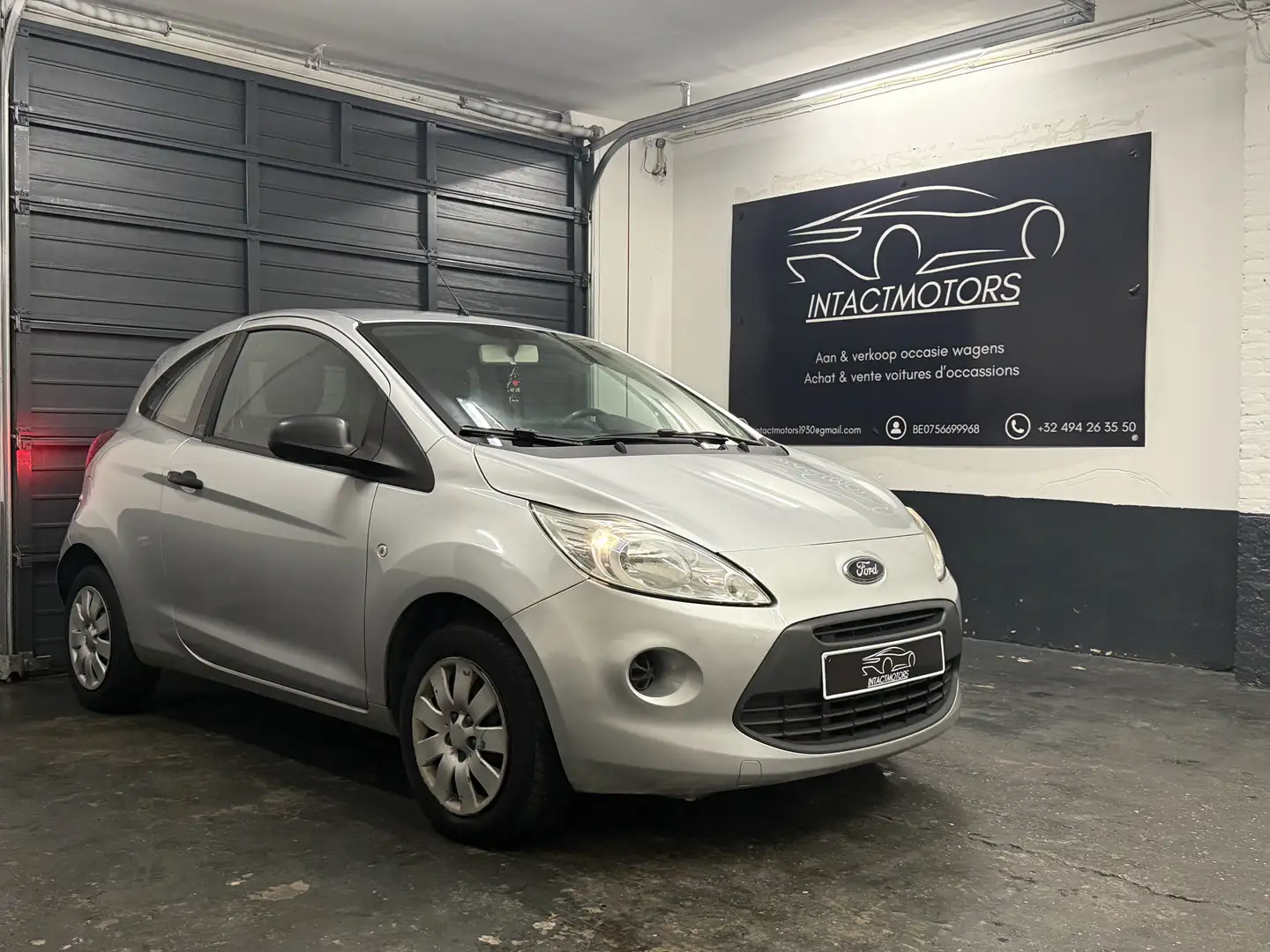 Ford Ka/Ka+ Ka 1.2i Ambiente Start/Stop Plateado - 1