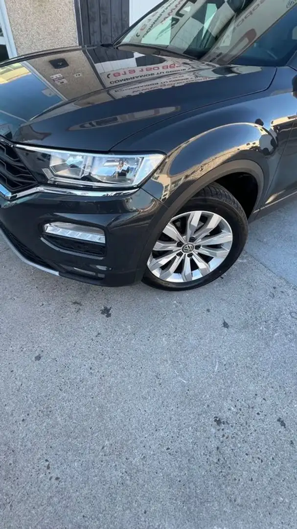Volkswagen T-Roc Advance 1.0 TSI nacional Gris - 2