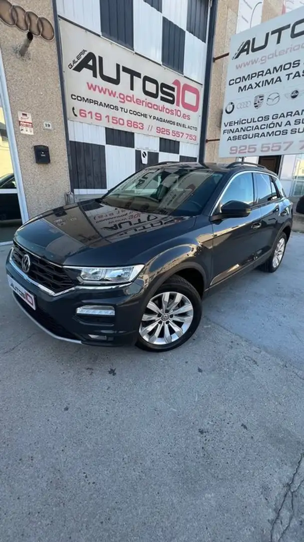 Volkswagen T-Roc Advance 1.0 TSI nacional Gris - 1