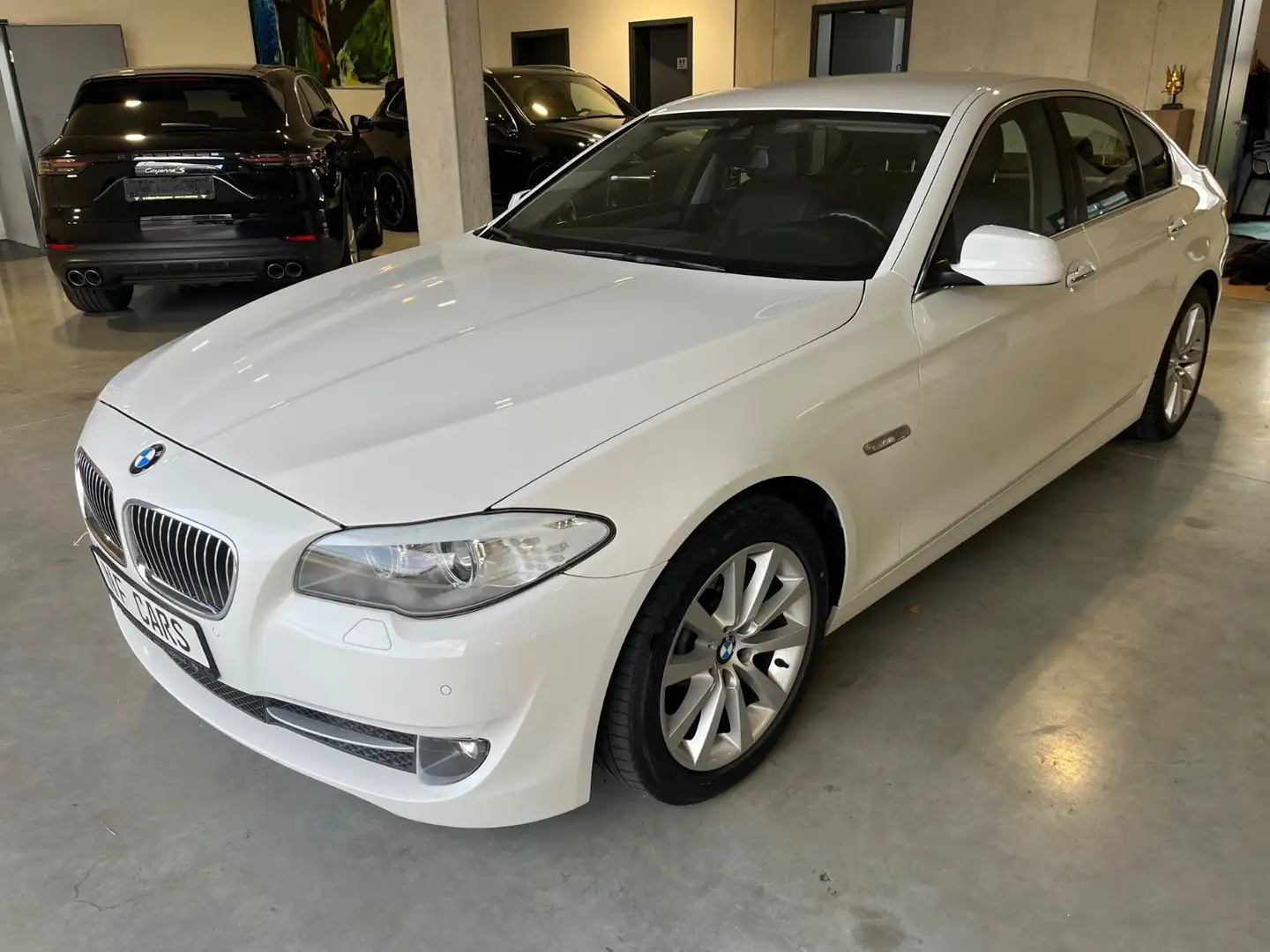 BMW 520 d Limo F10 Autom,Leder,Navi,Xenon, Alb - 2