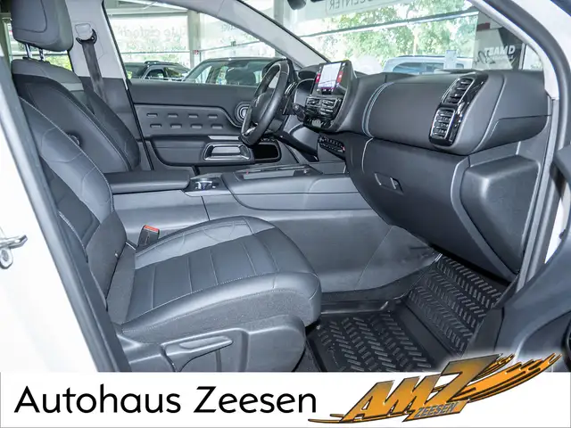 Citroen C5 Aircross view 2