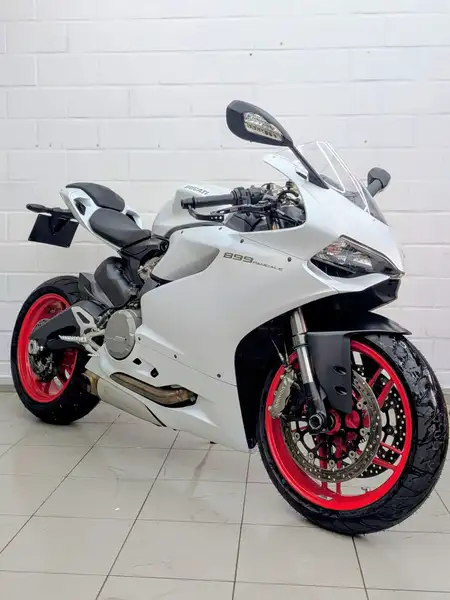 Ducati 899 Panigale - foto 2