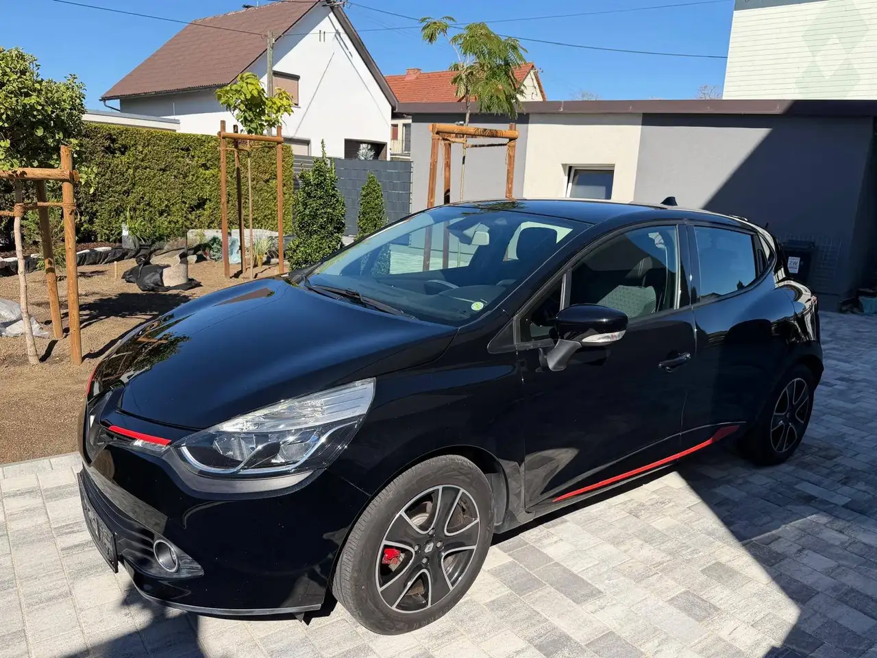 Renault Clio Clio Dynamique Energy TCe 90 Dynamique Energy — photo 1 of 6