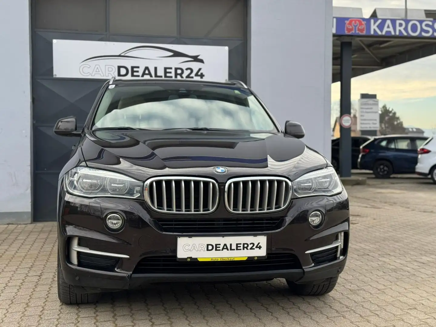 BMW X5 xDrive 40 d Hnědá - 1