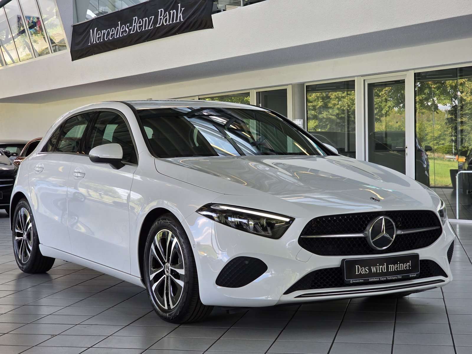 Mercedes-Benz A 180