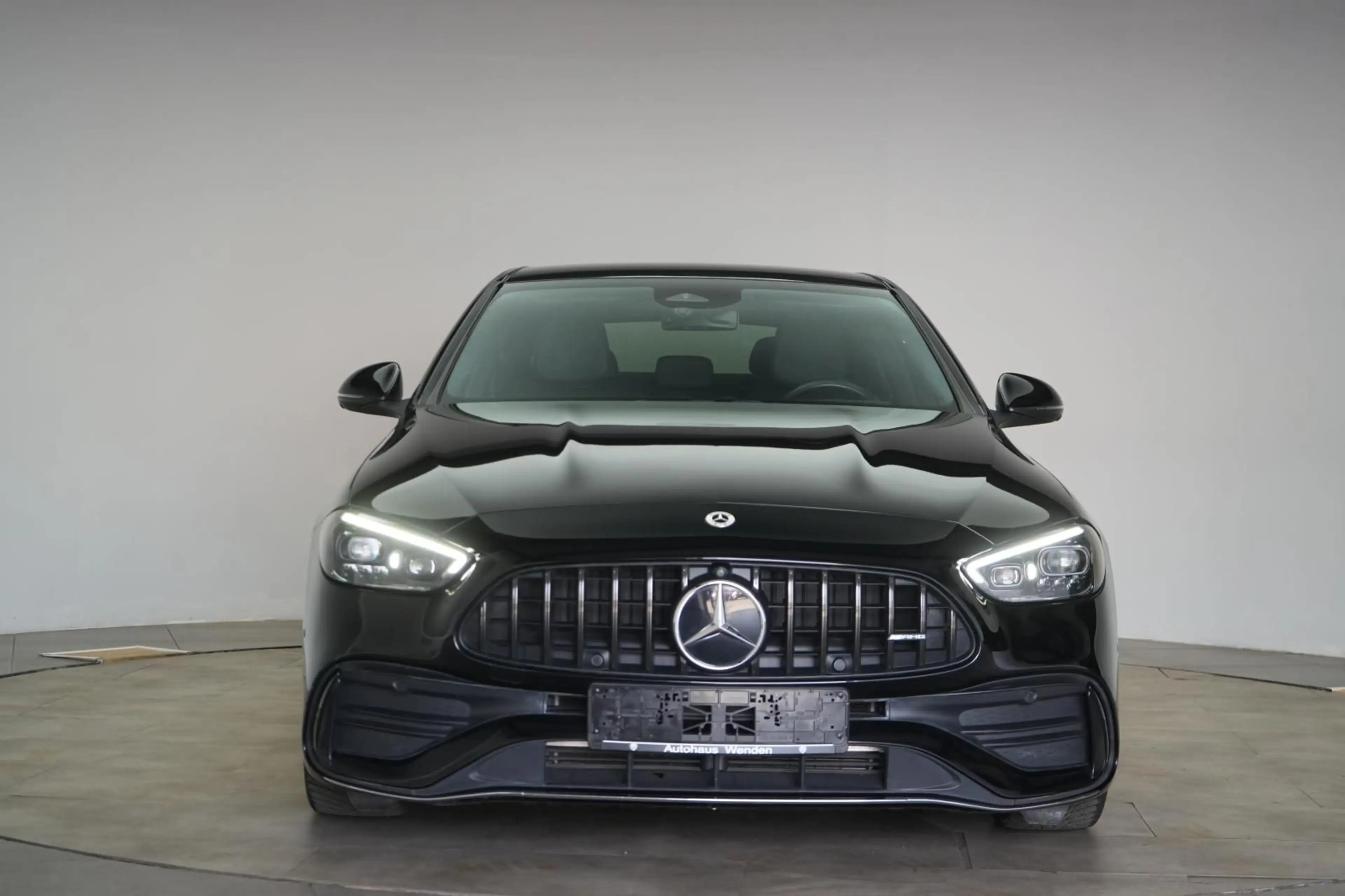 Mercedes-Benz C 300 9G-Tronic AMG Leder/Temp/Kamera/Lane/Side — photo 2