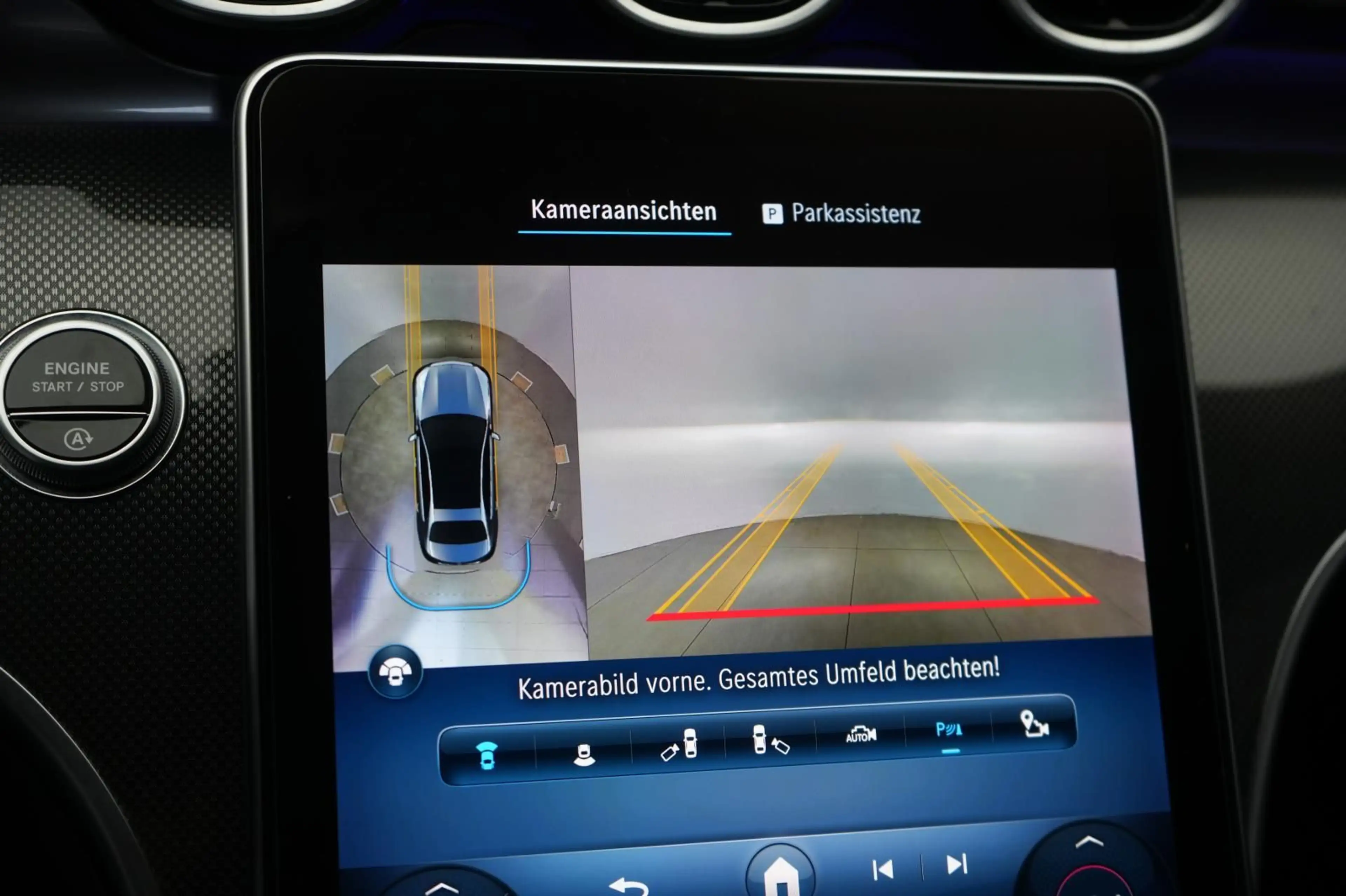 Mercedes-Benz C 300 9G-Tronic AMG Leder/Temp/Kamera/Lane/Side — photo 15