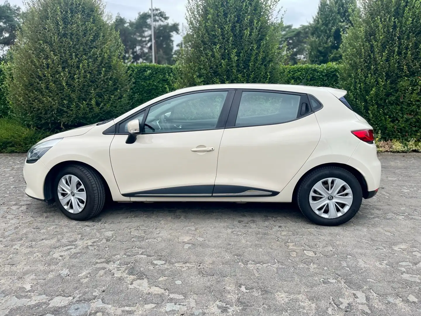Renault Clio Renault Clio IV 0.9 TCe 90 "Zen" - 1
