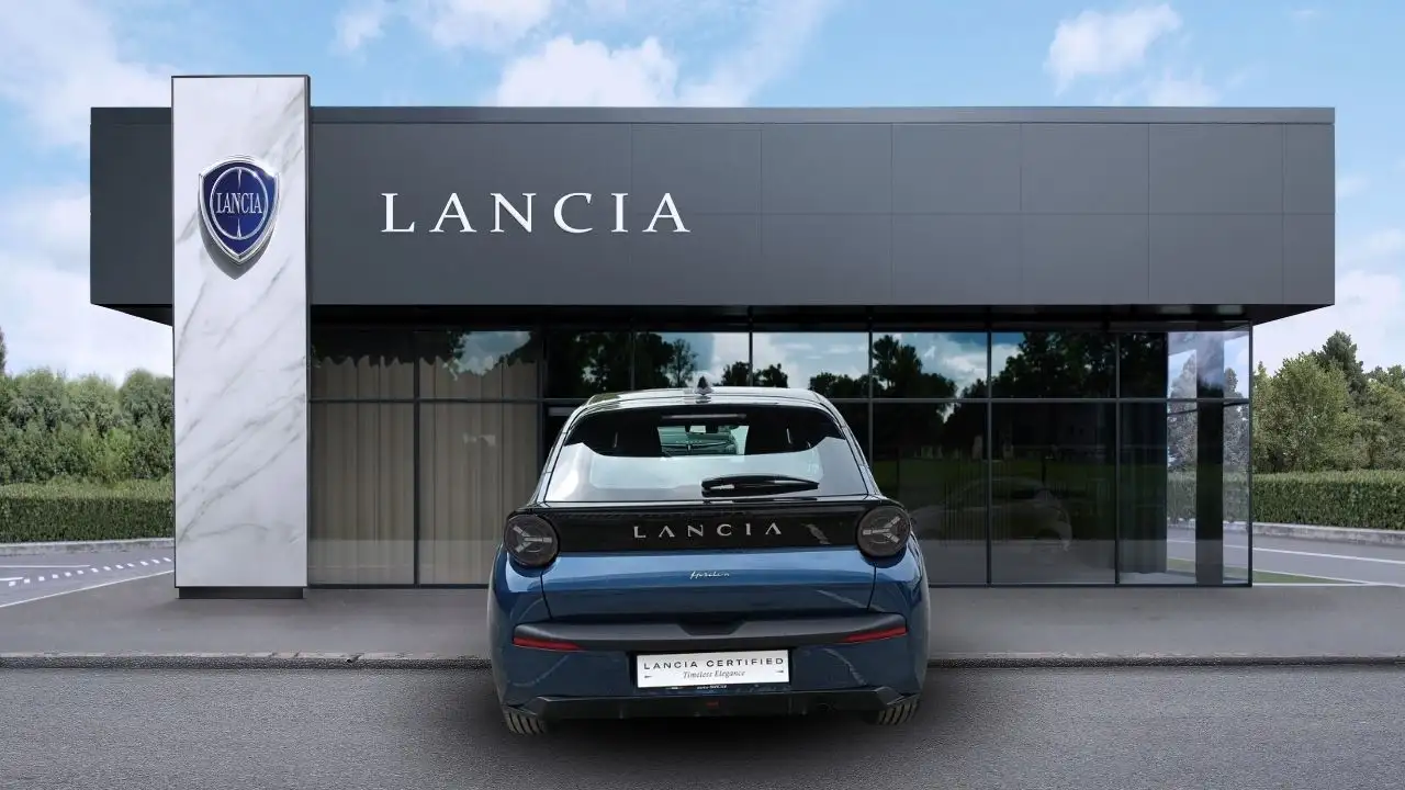 Lancia Ypsilon 2024