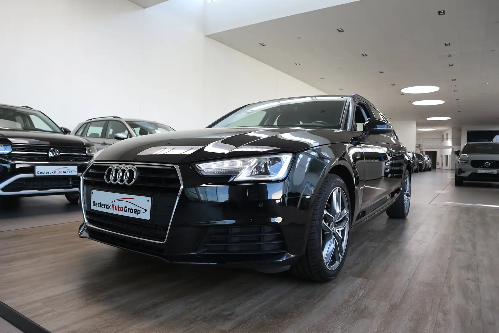 Audi A4 AVANT 2.0TFSI 190PK*STRONIC*ONGEVALVRIJ*TOPWAGEN ! Zwart - 2
