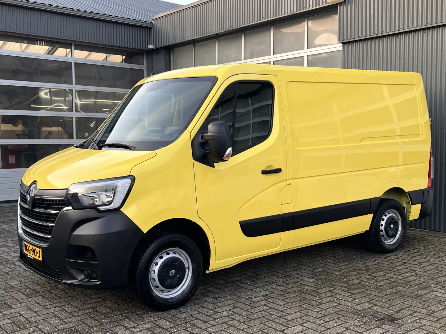 Renault Master T28 2.3 dCi 135 L1H1 Airco Cruise controle Trekhaa žuta - 2