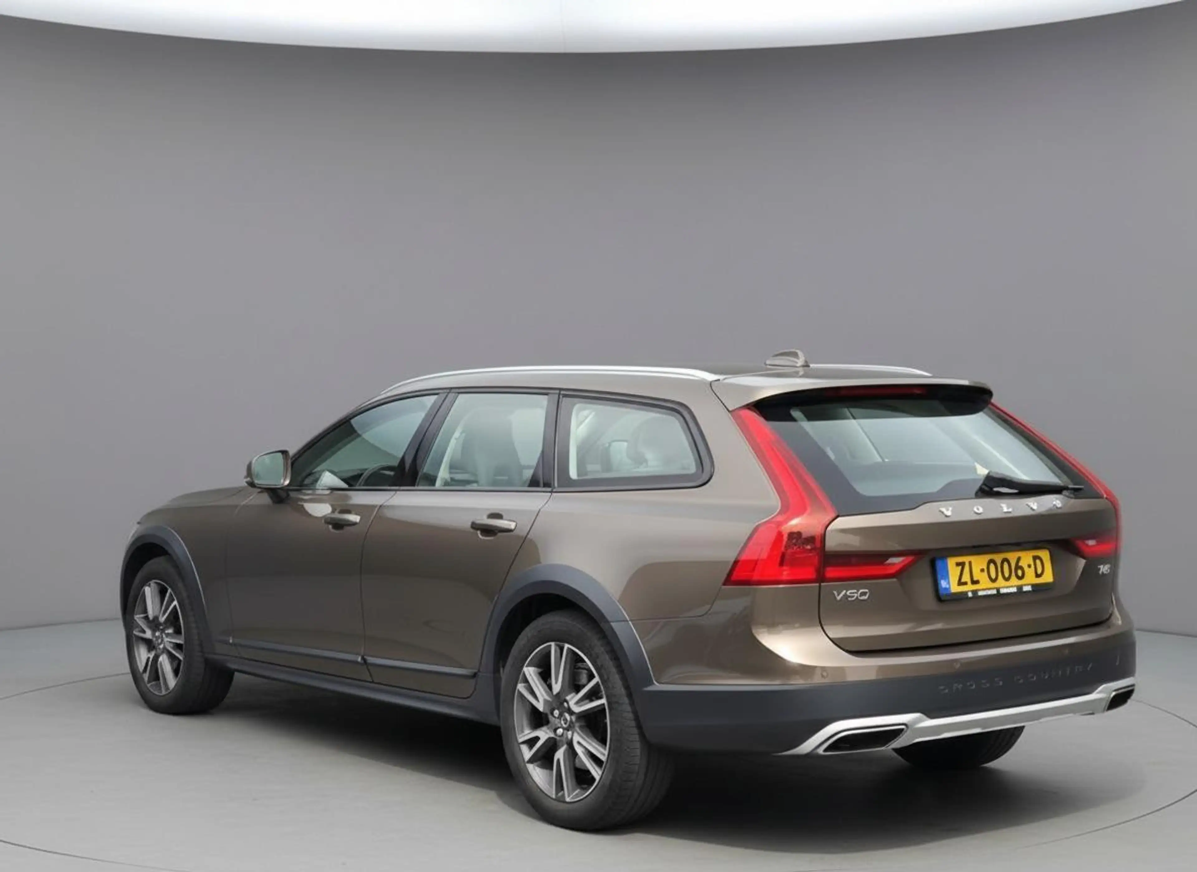 Volvo V90 Cross Country 2.0 T6 320PK Pro | Adaptive Cruise | LED | Rijklaa — photo 10