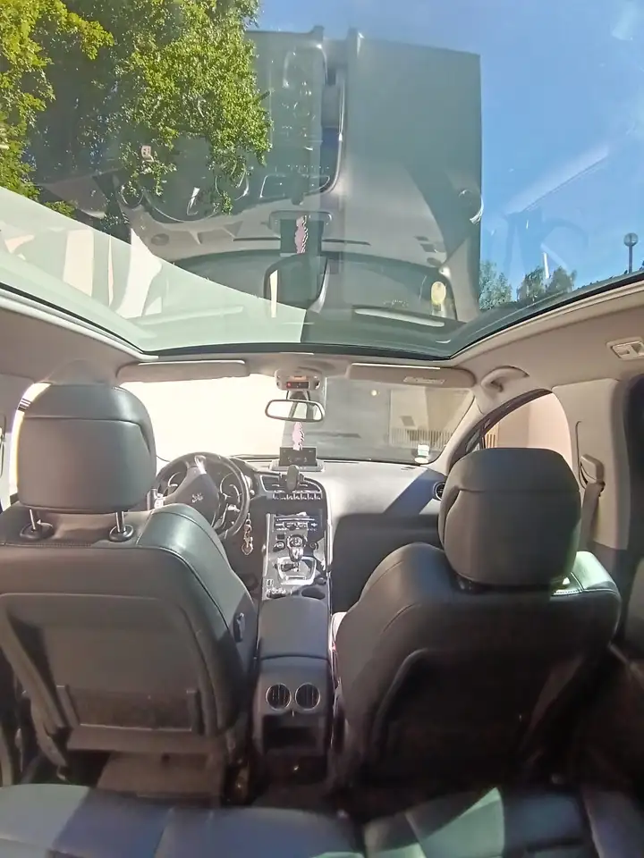 Peugeot 3008 3008 Hybrid — photo 14