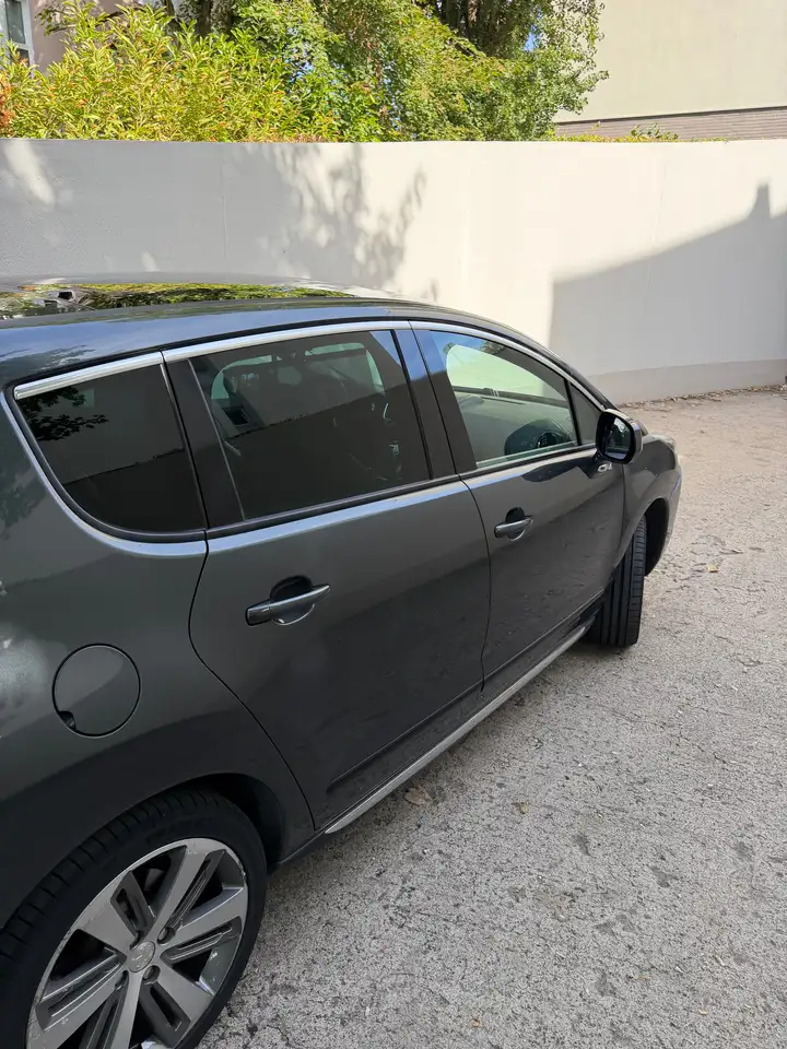Peugeot 3008 3008 Hybrid — photo 5