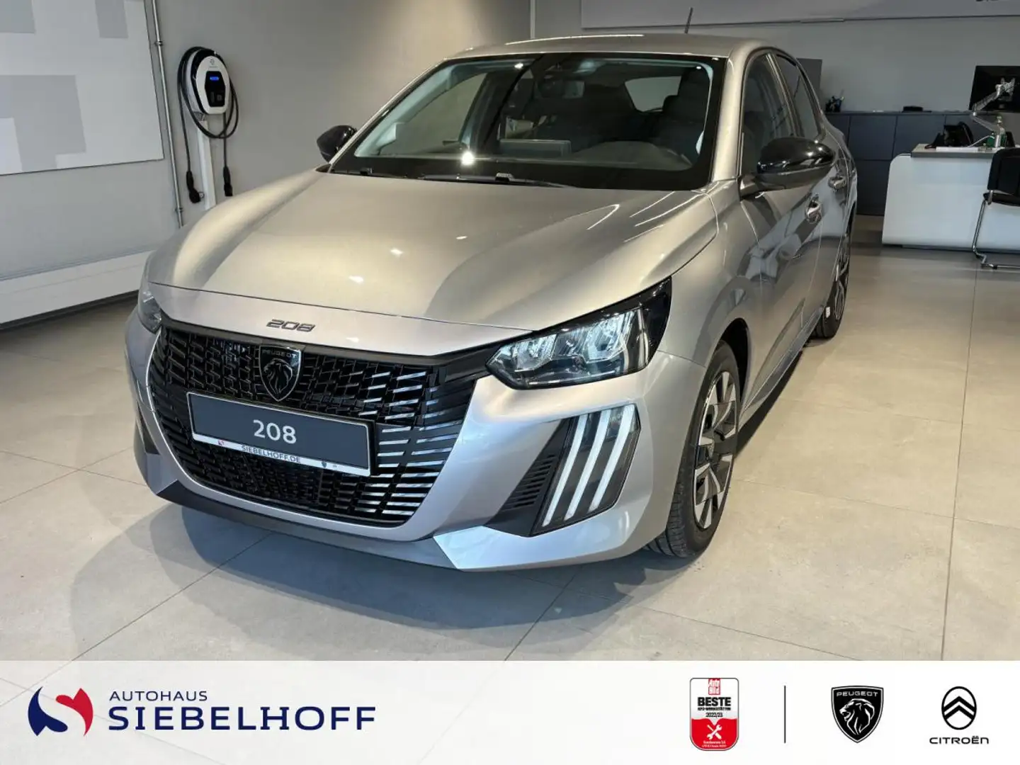 Peugeot 208 Style PureTech 100 Silber - 2