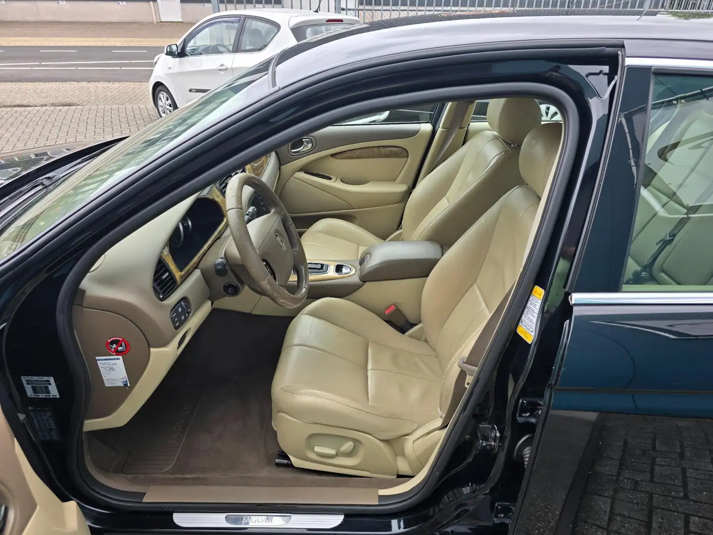 Jaguar S-Type 3.0 V6 Executive Automaat Leder Navigatie Clima Cr Noir - 2