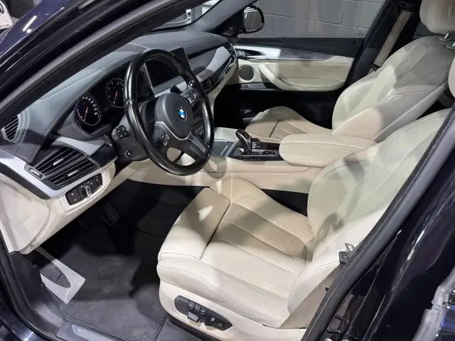 BMW X6 view 11