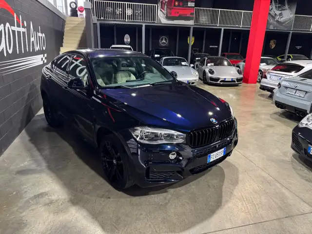 BMW X6 view 2