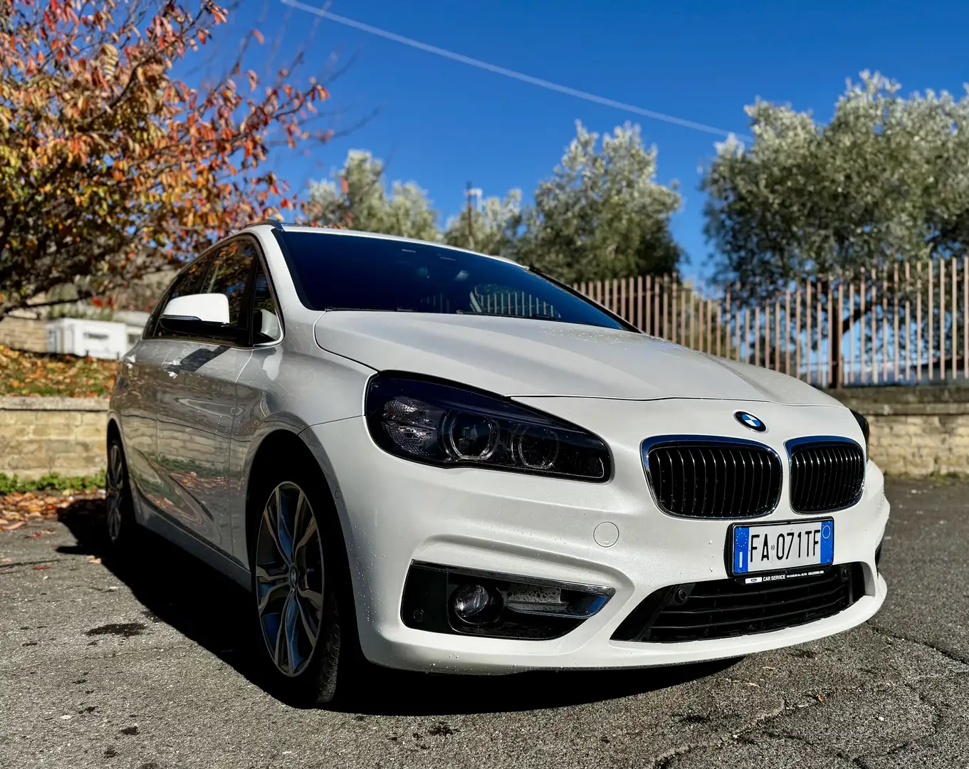BMW 220 220d Active Tourer sDrive Luxury mSport Alb - 1