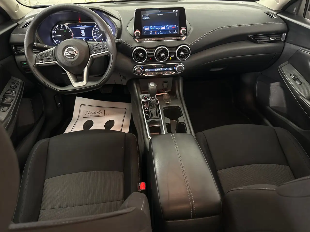 Nissan Sentra снимка Nissan Sentra