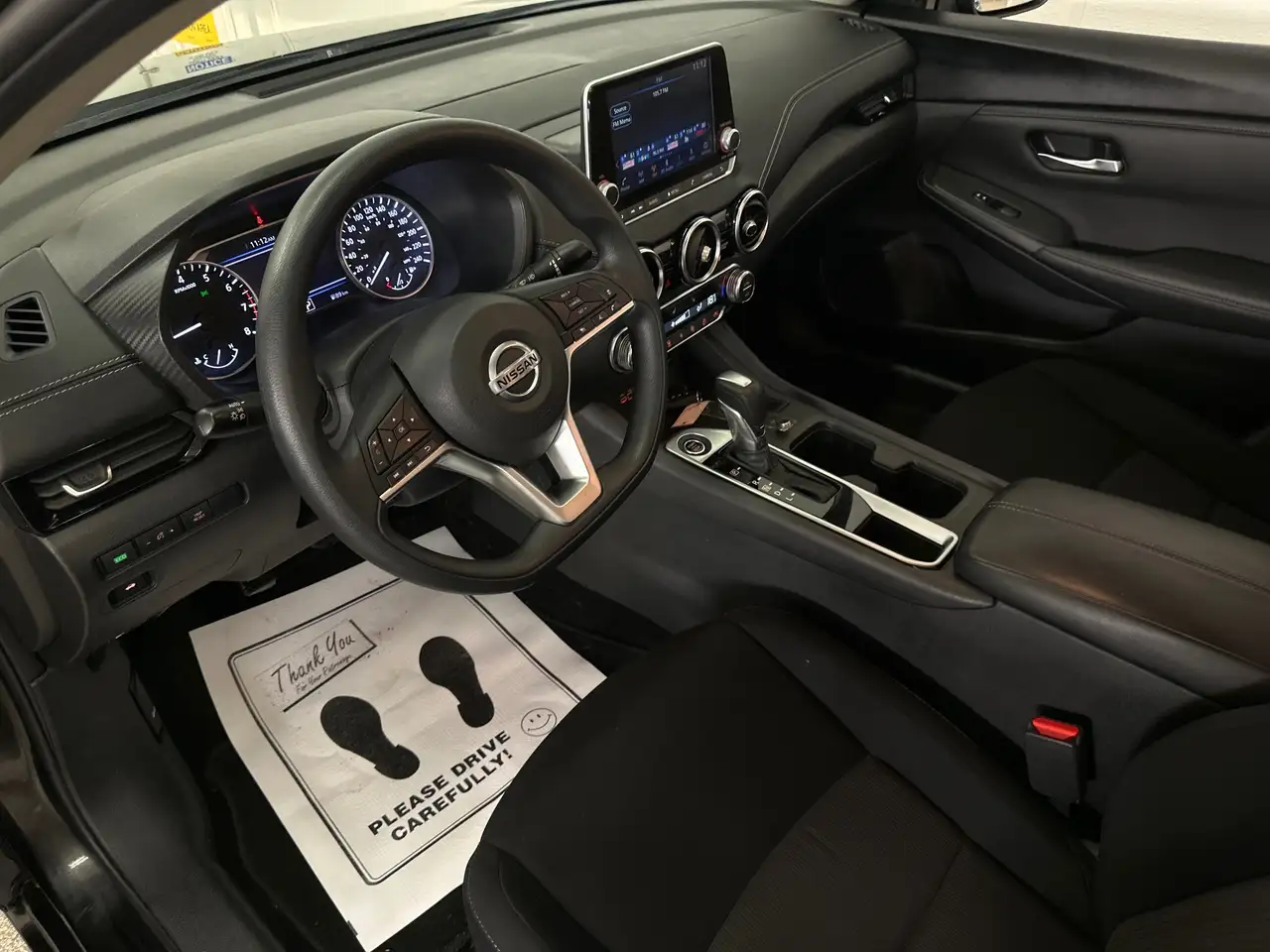 Nissan Sentra снимка Nissan Sentra