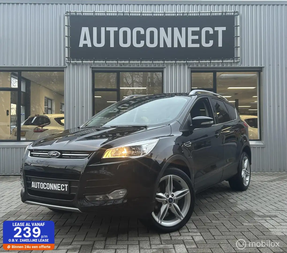 Ford Kuga 1.5 Titanium 4WD NAVI, LEDER, CRUISE, 1e EIGENAAR Zwart - 1