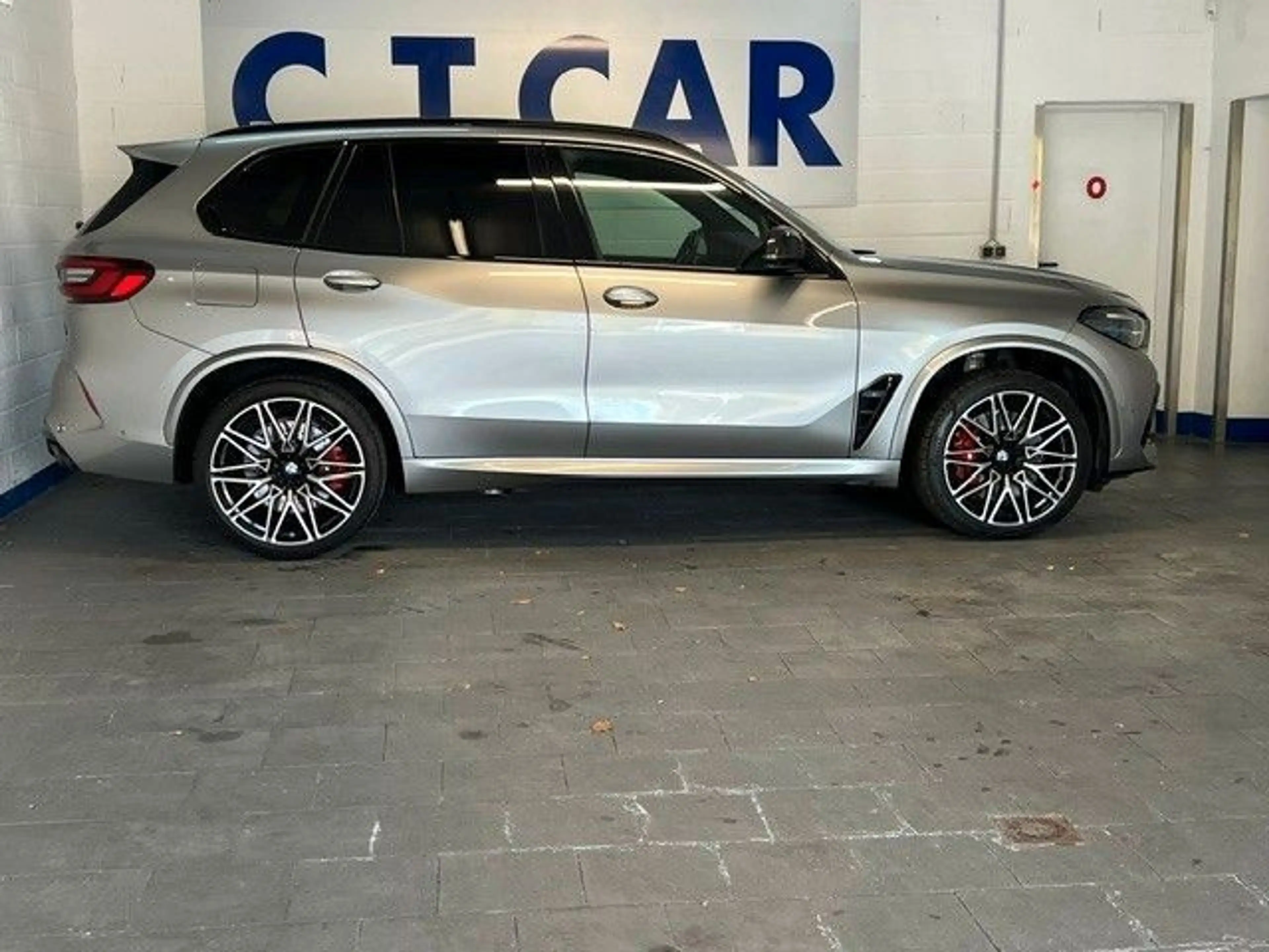 BMW X5 M Competition - VOLL - panorama — photo 2